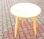 Stół, śred. 60 cm, wys. 75 cm. - 