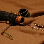 Ręcznie uszyty z tłoczeniami igielnik - 