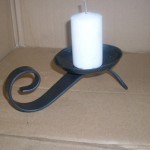 świecznik z świecą ( na podstawie ryciny) - 